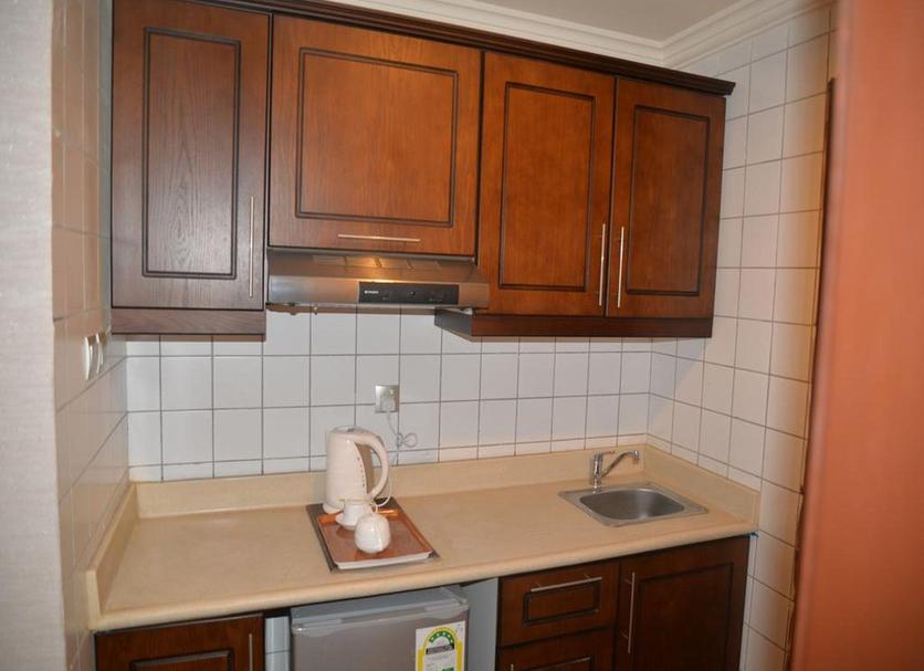 Kitchen Photo