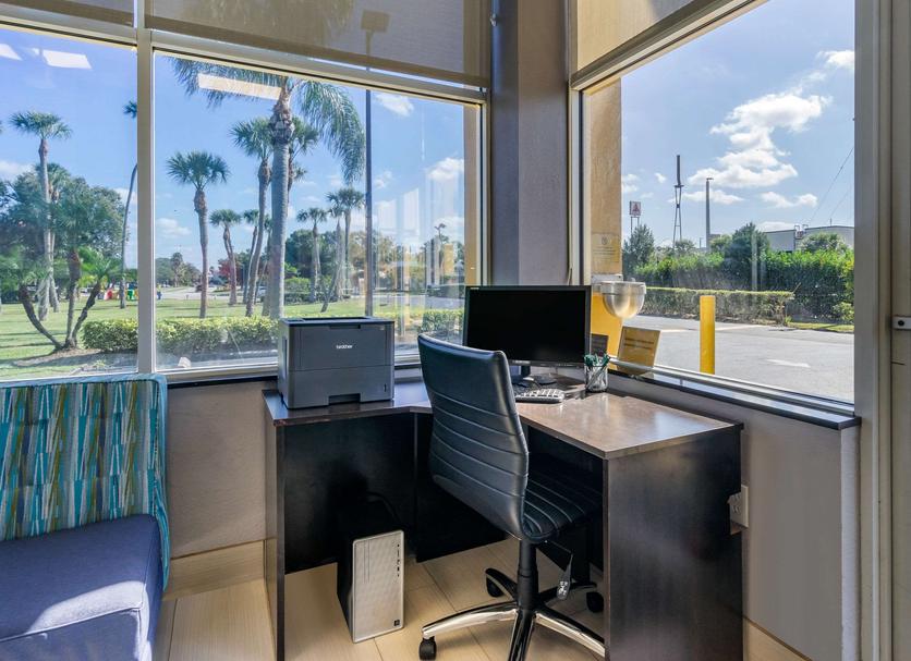 Business center Photo