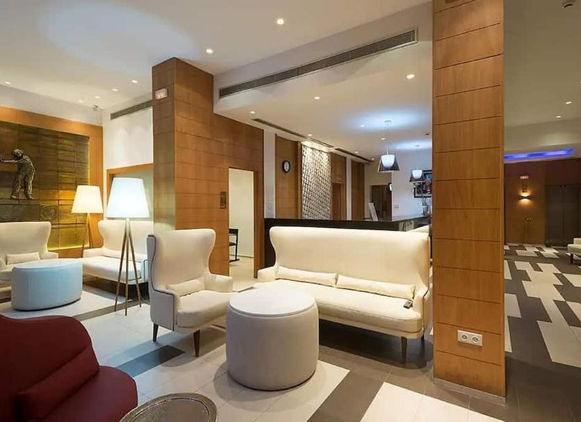 Lounge Photo