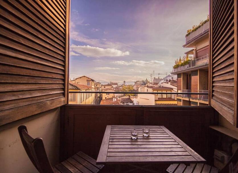 Balcony Photo