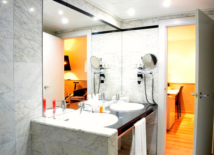 Bathroom Photo