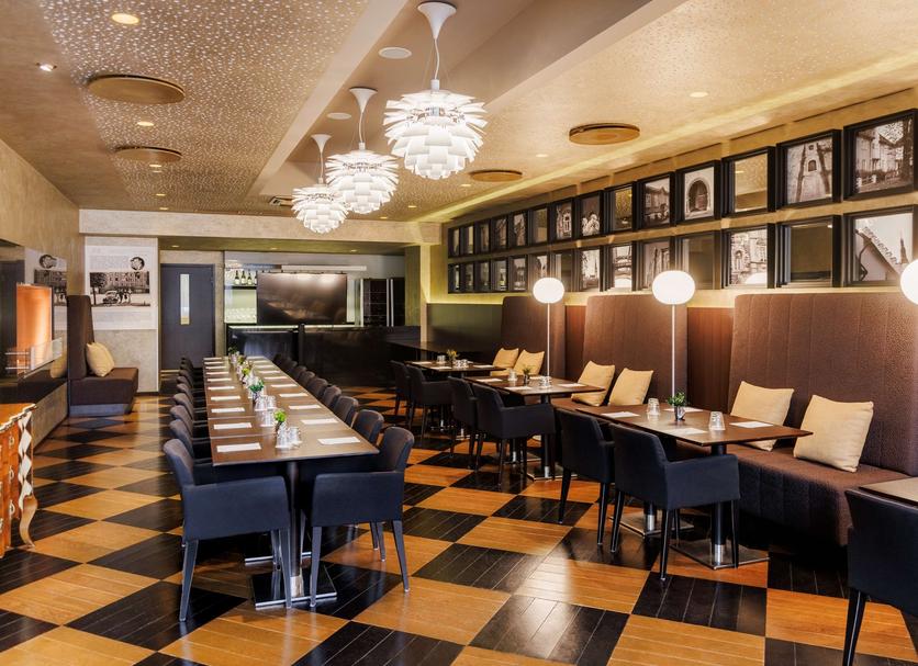 Restaurant Photo