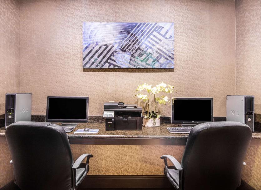 Business center Photo