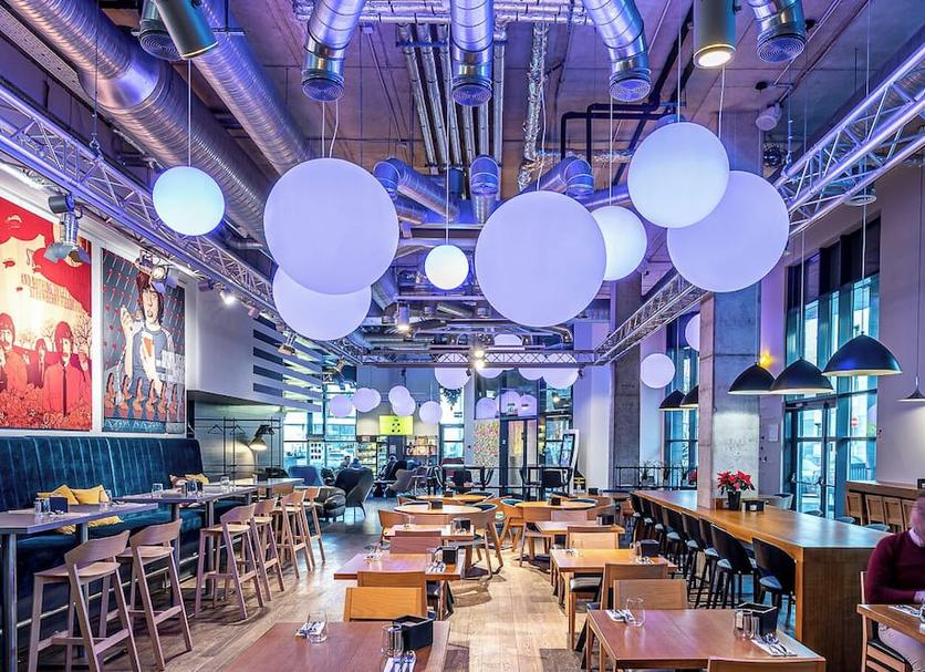Restaurant Photo