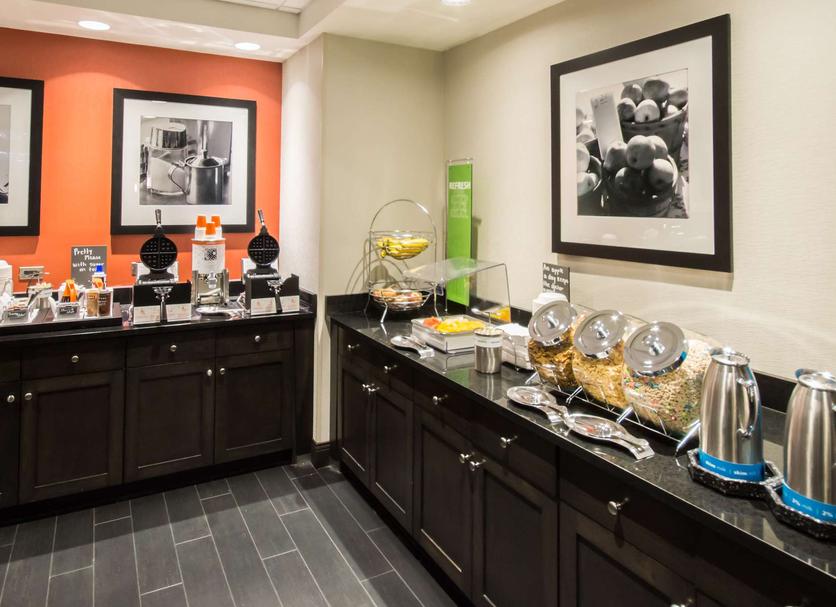 Buffet Photo