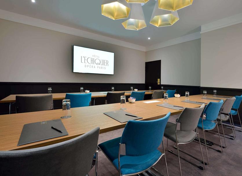 Conference room Photo