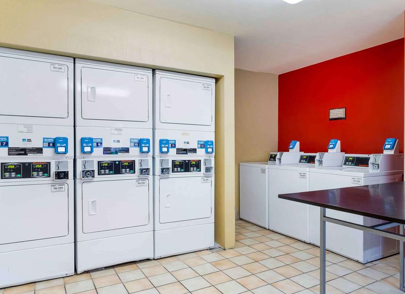 Laundry facility Photo