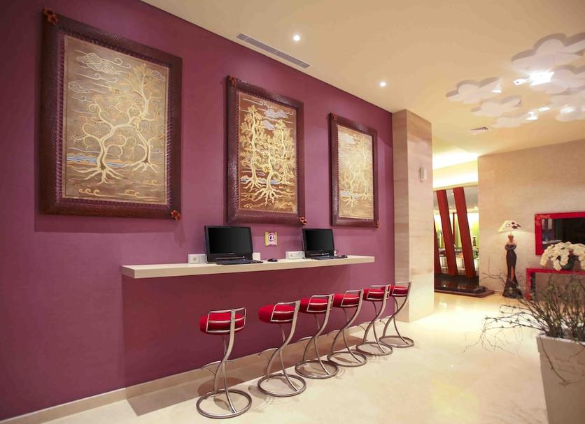 Business center Photo