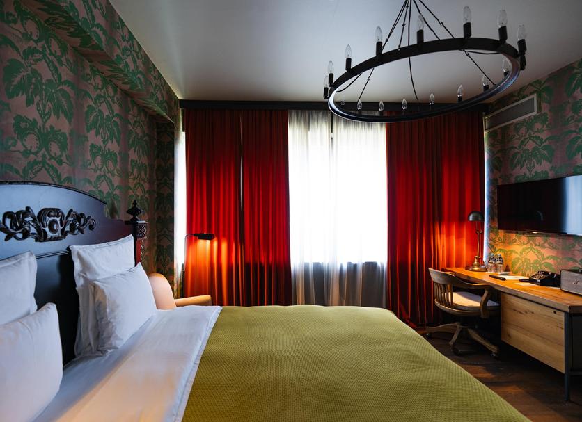 Bedroom Photo