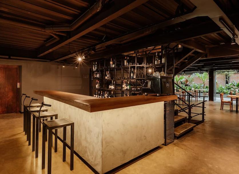 Bar Photo