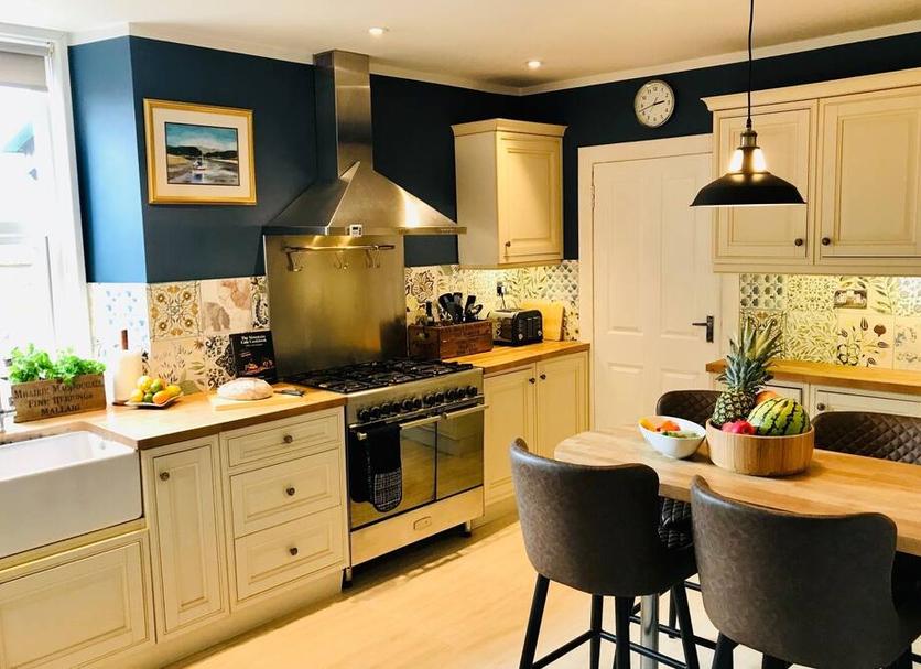 Kitchen Photo