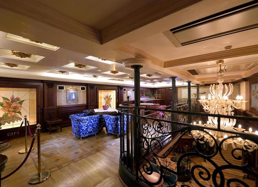 Bar Photo