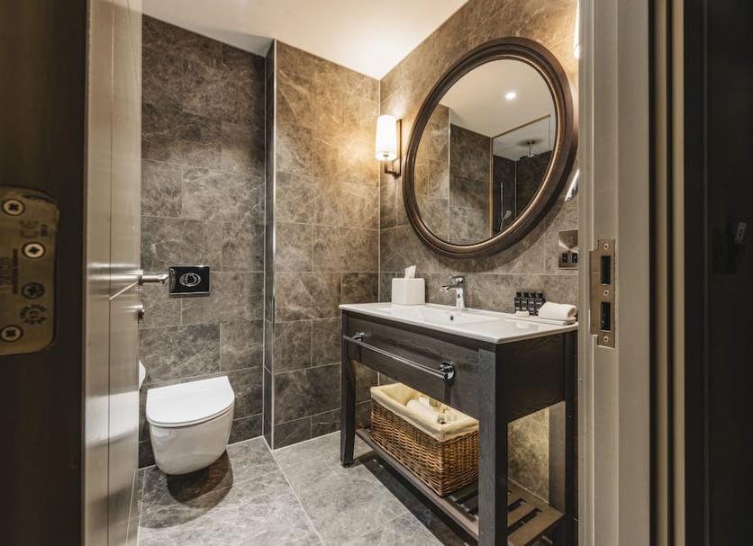 Bathroom Photo