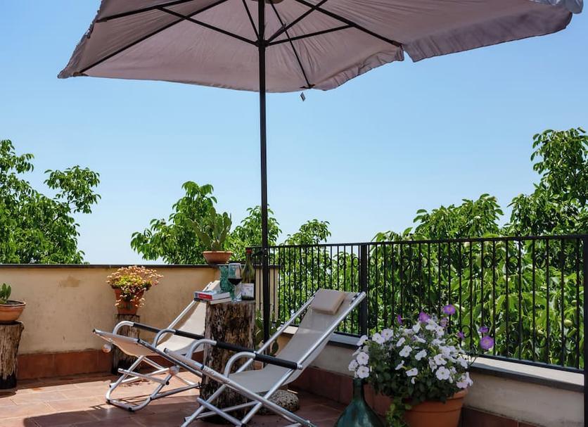 Balcony Photo