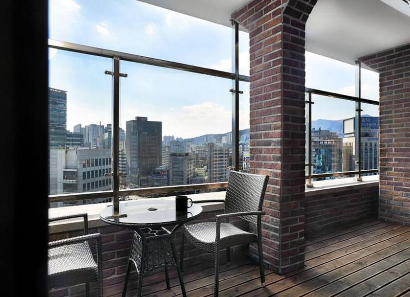 Balcony Photo