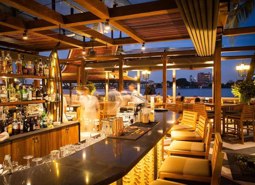 Bar Photo