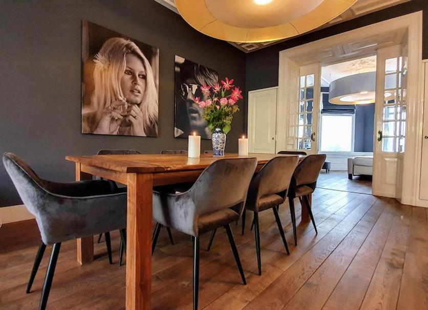 Dining room Photo
