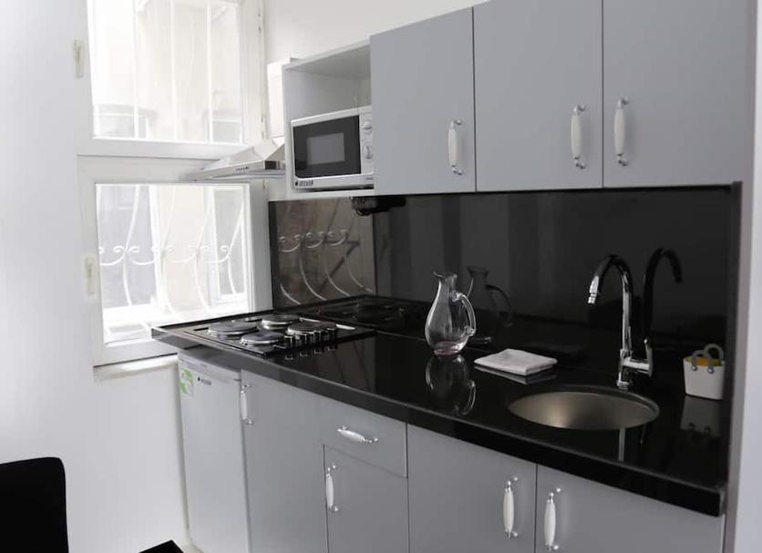 Kitchen Photo