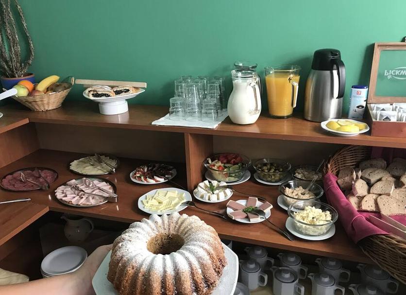 Buffet Photo