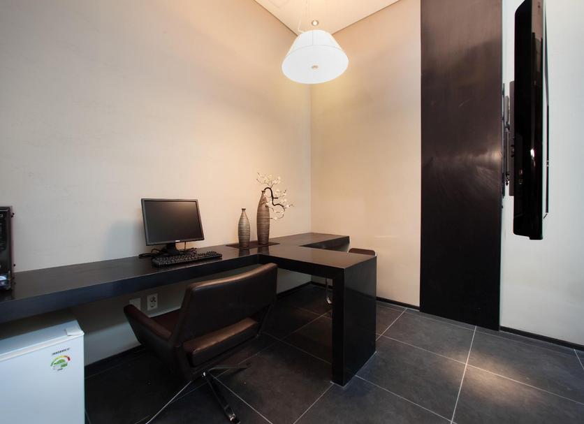 Business center Photo