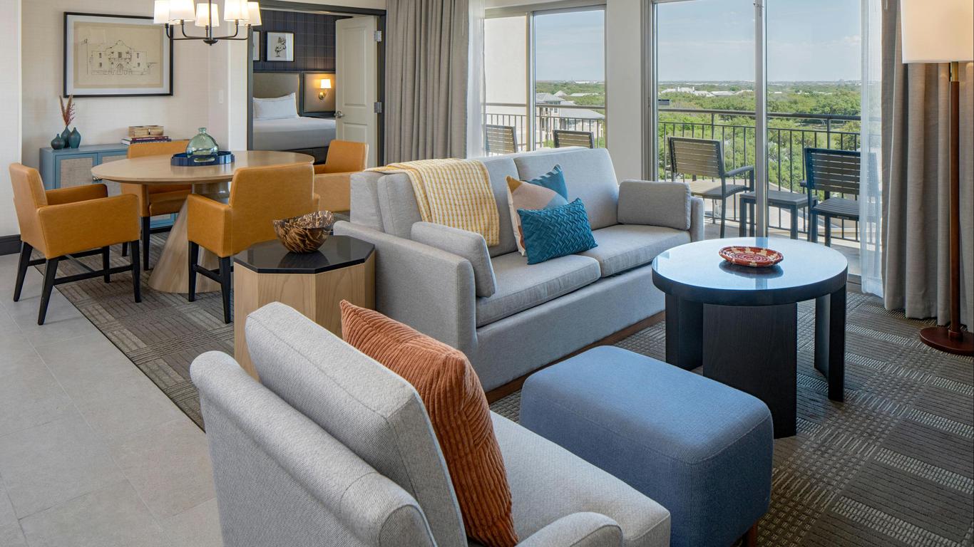 Hilton San Antonio Hill Country