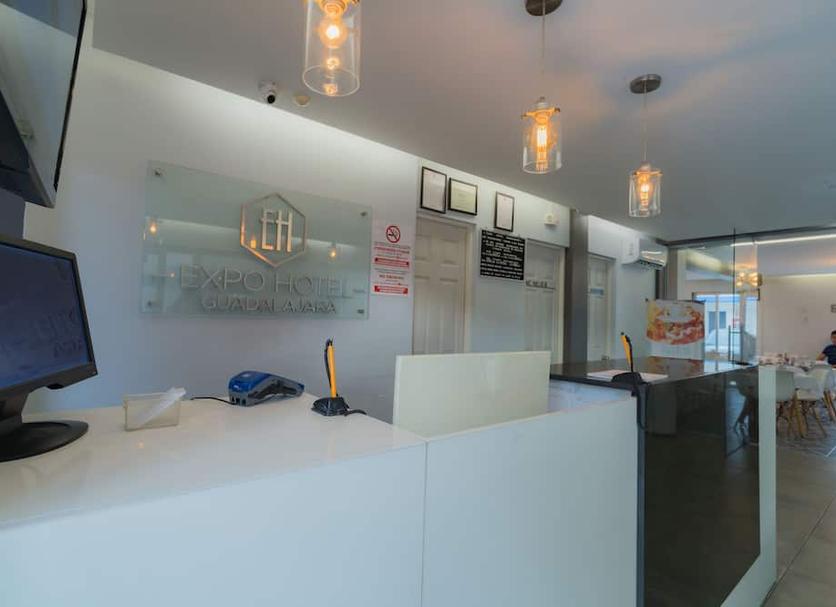Front desk Photo