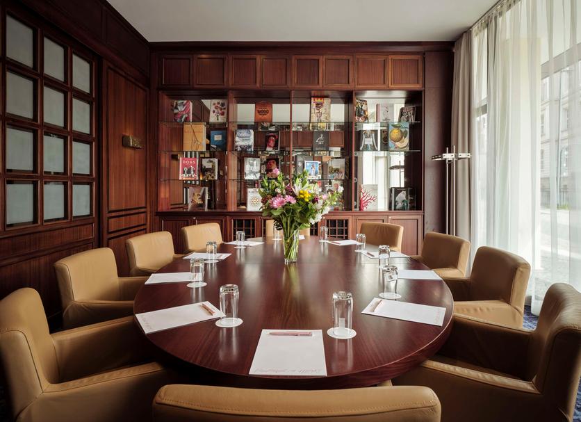Conference room Photo