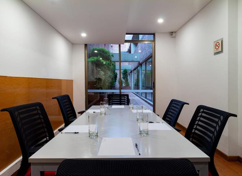 Conference room Photo