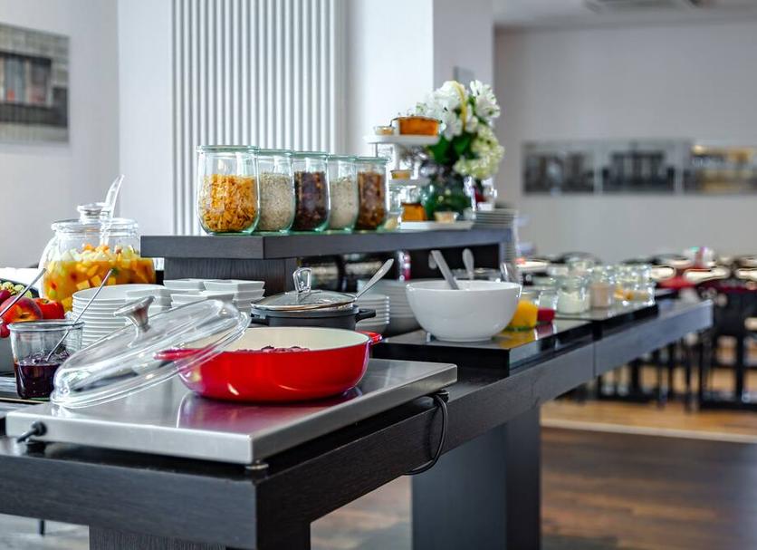 Buffet Photo