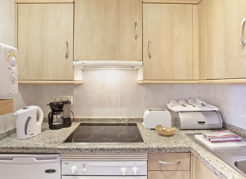 Kitchen Photo