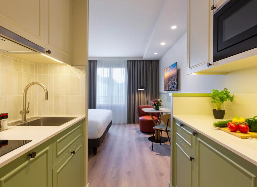 Kitchen Photo