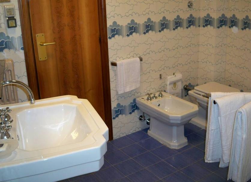Bathroom Photo