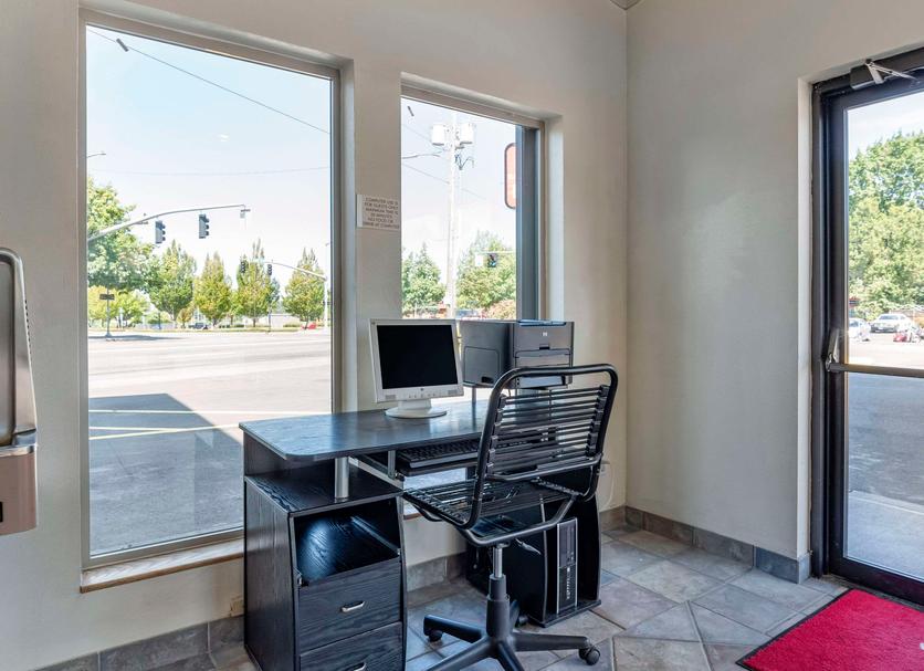 Business center Photo