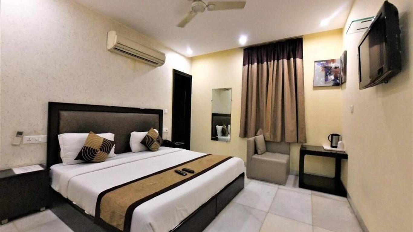 Hotel Rupam Kingston Park