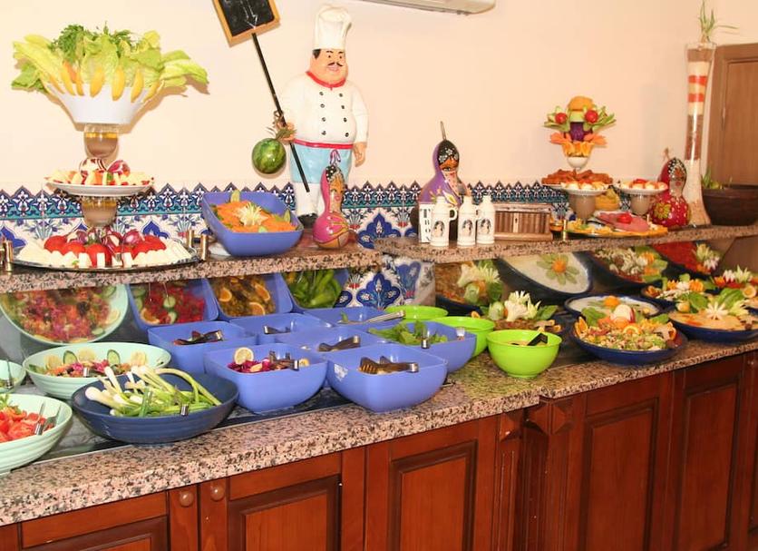 Buffet Photo