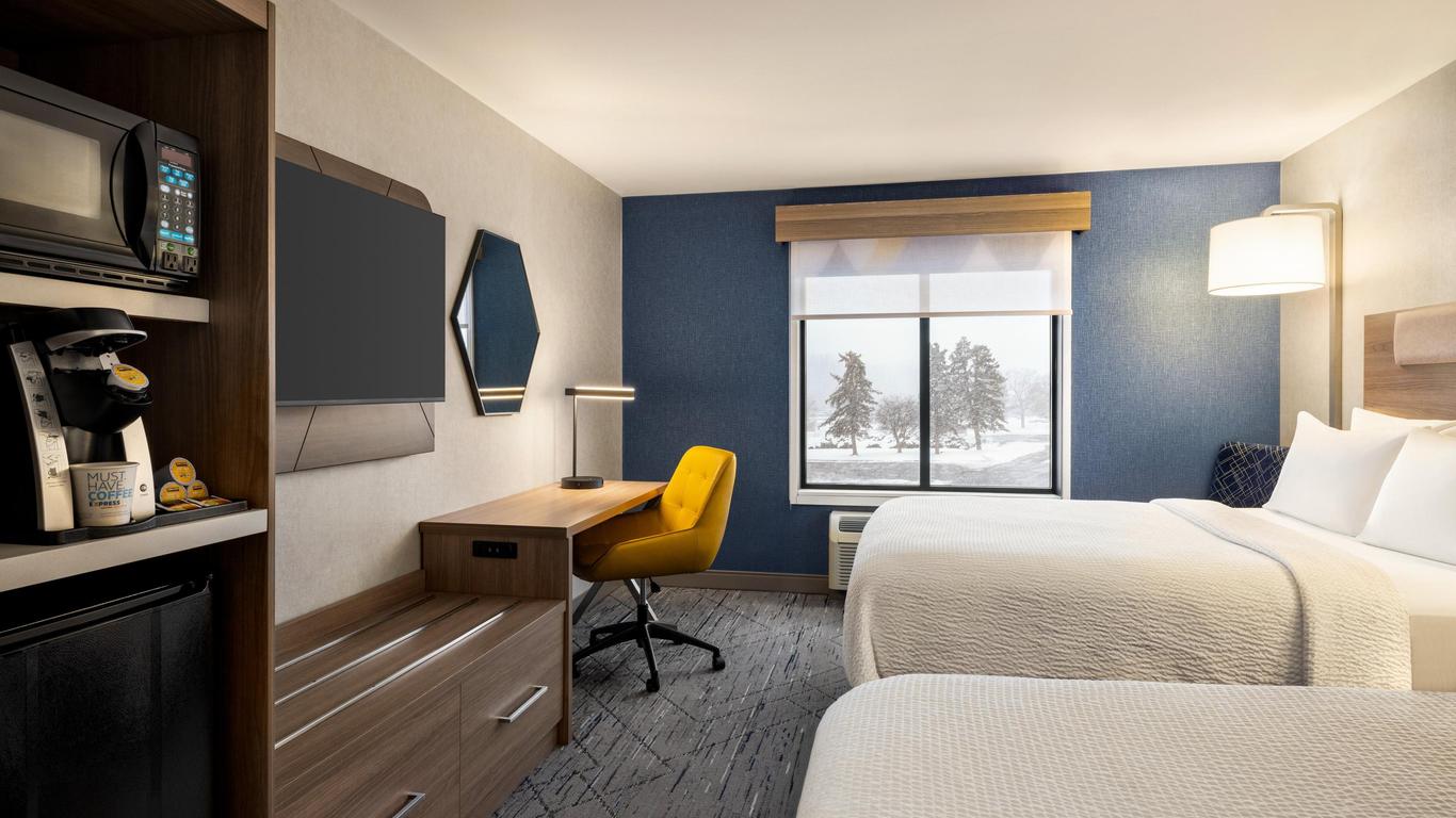 Holiday Inn Express Syracuse Airport