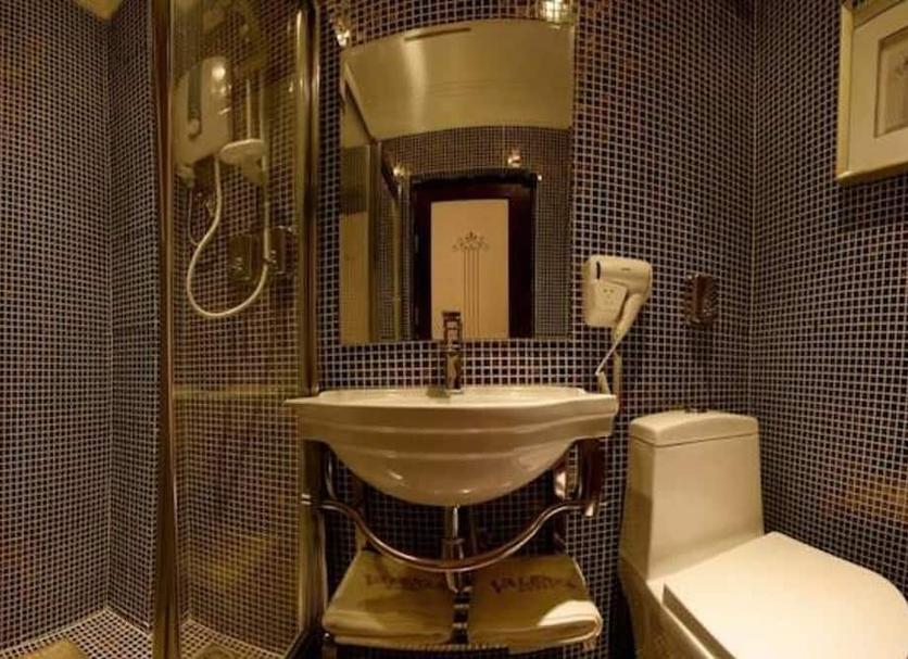 Bathroom Photo