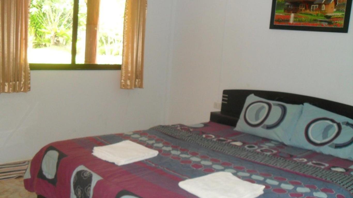 Koh Kwang Resort
