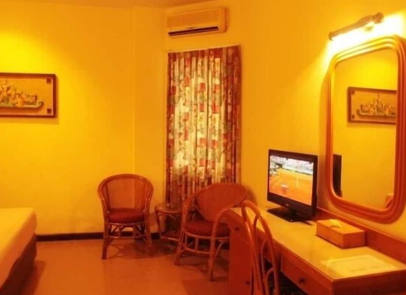Business center Photo