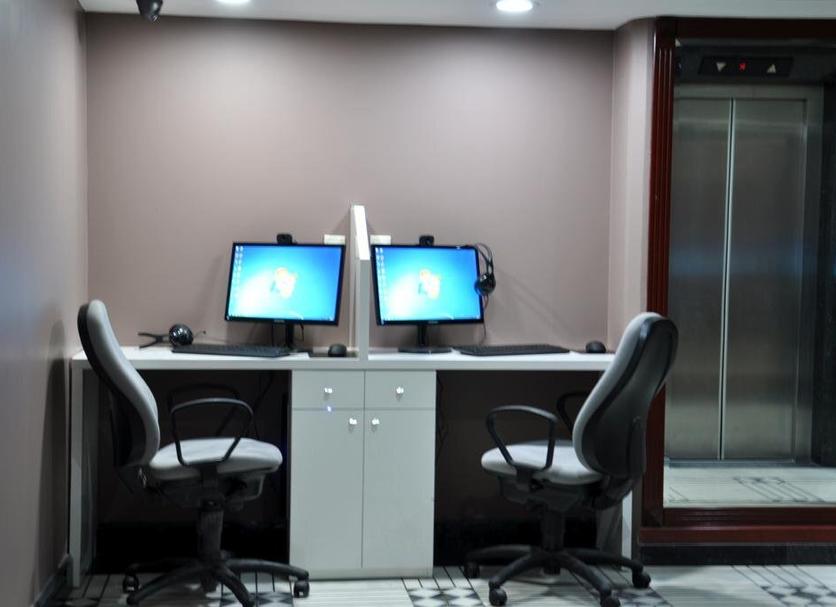 Business center Photo