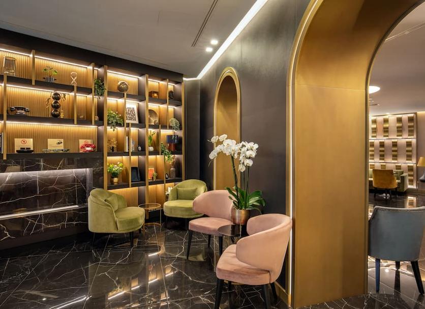 Lounge Photo