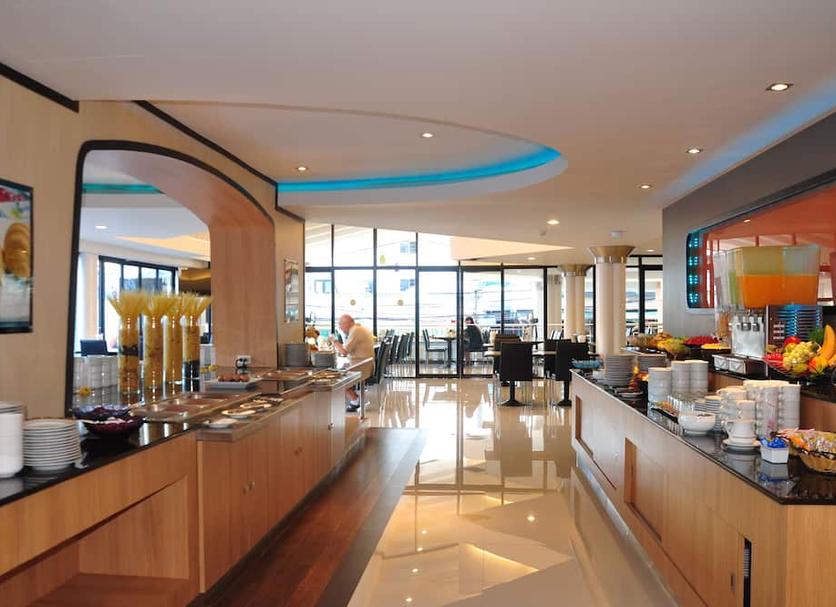 Buffet Photo