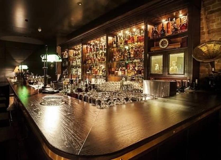 Bar Photo
