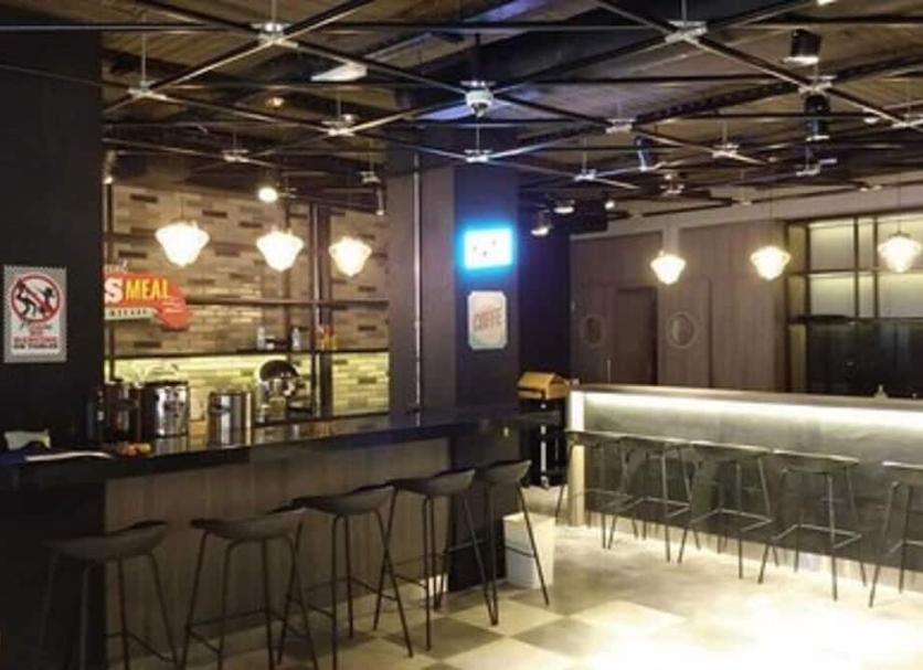 Bar Photo