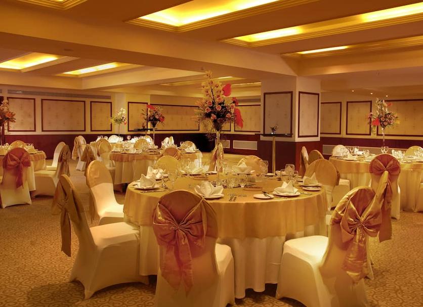 Banquet hall Photo