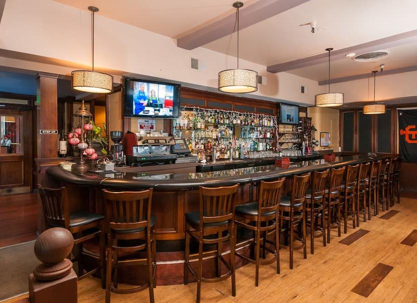 Bar Photo