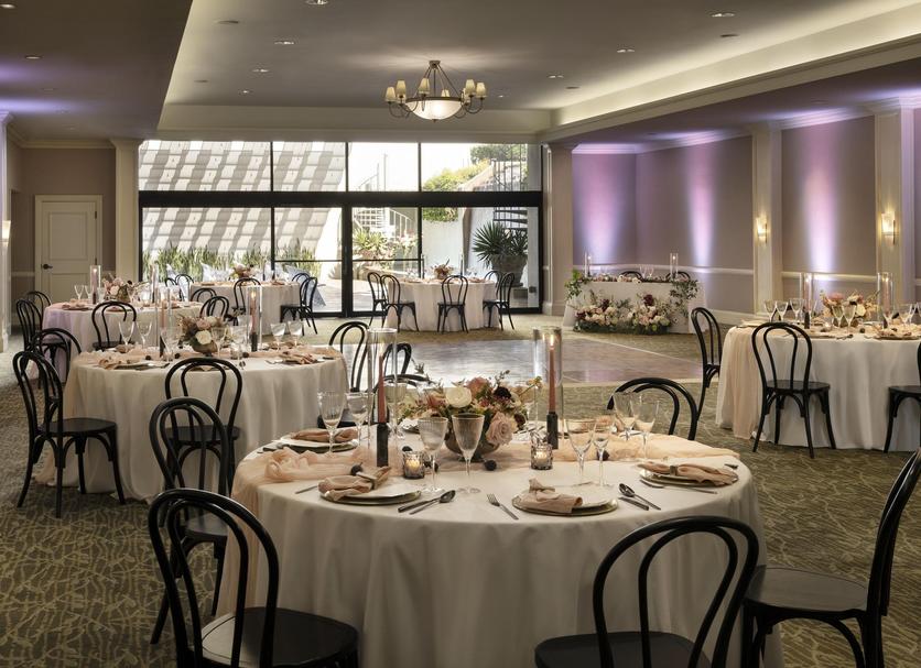 Banquet hall Photo
