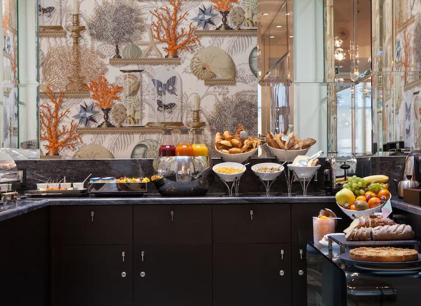 Buffet Photo