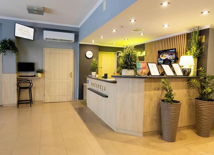 Front desk Photo