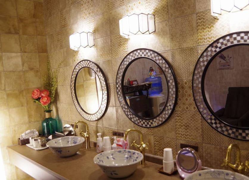 Bathroom Photo